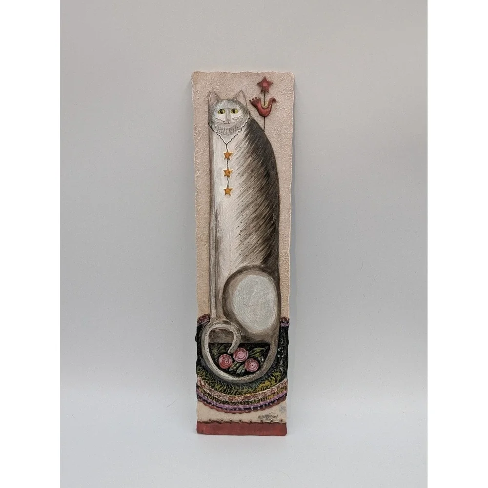 E.S. Munson Cat Wall Plaque Gray White Resin Folk Art Whimsical